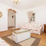 Villa Petra